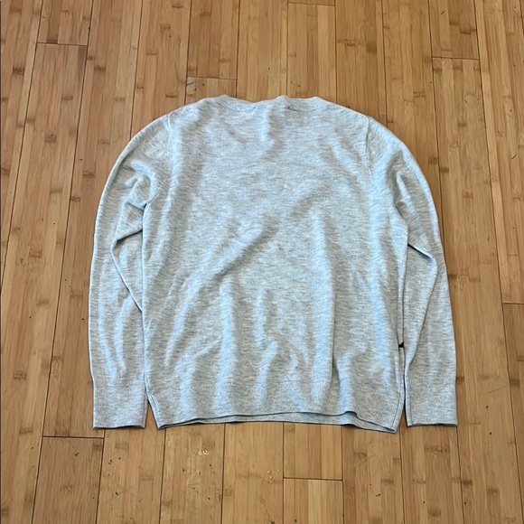 LOFT Gray Crewneck Sweater with Charming Puffin Design - Picture 2 of 3